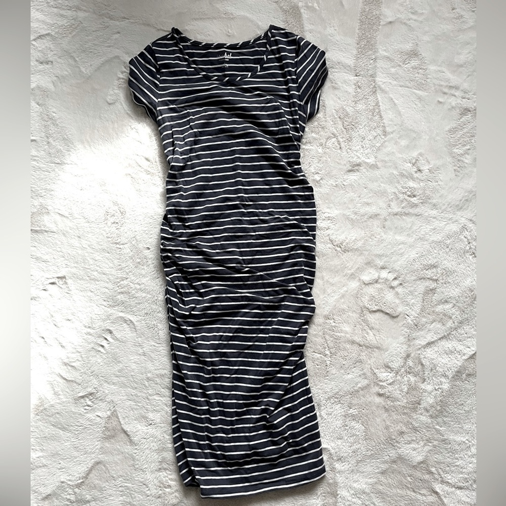 Isabel maternity dress